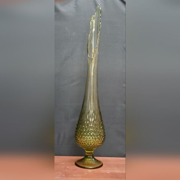 Vintage MCM Fenton Avocado Green Footed Pedestal Hobnail Swung Vase 25
